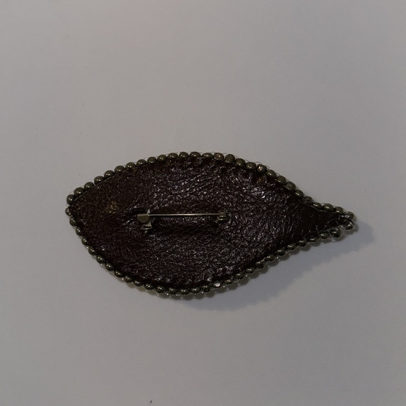 Handmade pin - Picture 2 of 3